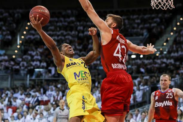 并最终夺冠 并最终夺冠