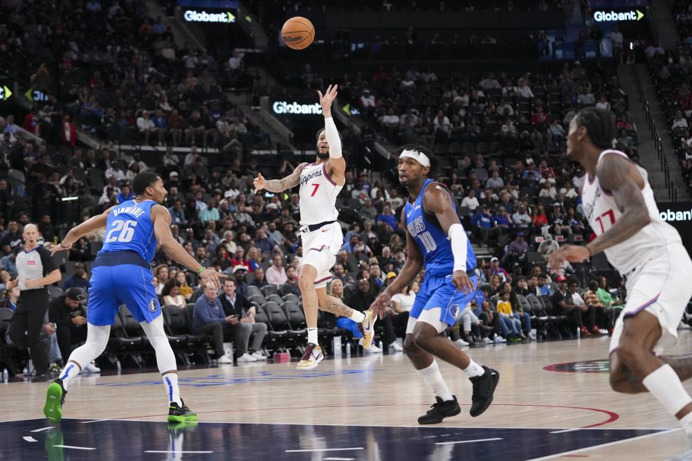 两位优秀女 两位优秀女